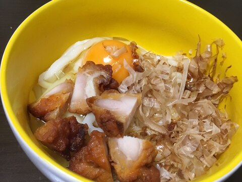 唐揚げ釜玉うどん